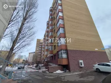 2-комнатная квартира, этаж 9 из 9, 55 м²
