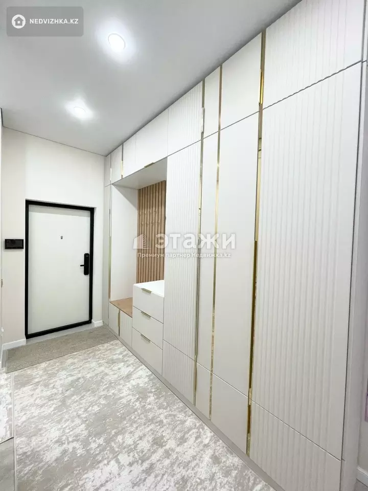 102 м², 3-комнатная квартира, этаж 2 из 17, 102 м², изображение - 1