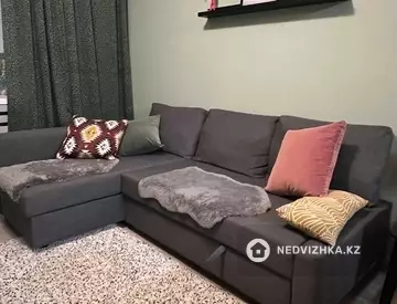 3-комнатная квартира, этаж 7 из 9, 95 м², на длительный срок