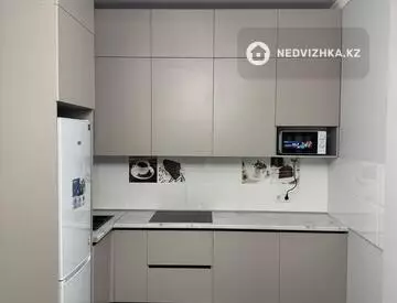 2-комнатная квартира, этаж 10 из 21, 55 м²