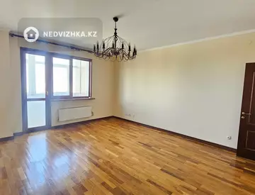 4-комнатная квартира, этаж 9 из 14, 165 м²