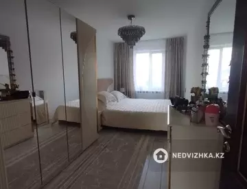 3-комнатная квартира, этаж 1 из 5, 60 м²