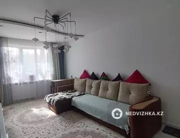 3-комнатная квартира, этаж 1 из 5, 60 м²