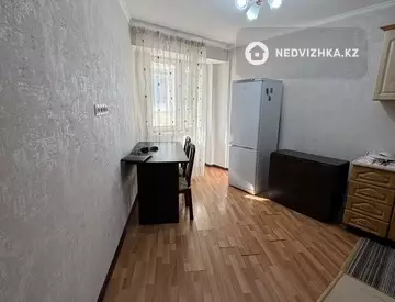 1-комнатная квартира, этаж 4 из 12, 45 м²