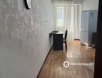 1-комнатная квартира, этаж 4 из 12, 45 м²