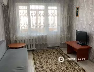 1-комнатная квартира, этаж 2 из 5, 30 м²