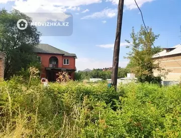 8-комнатный дом, 15 соток, 300 м²