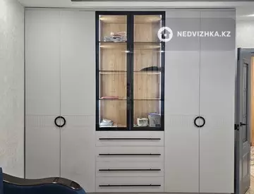 2-комнатная квартира, этаж 4 из 11, 55 м²