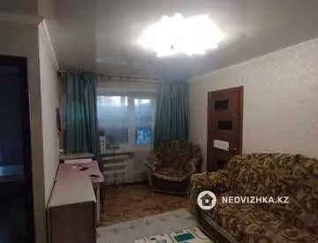 3-комнатная квартира, этаж 2 из 5, 56 м², на длительный срок