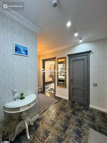 83 м², 3-комнатная квартира, этаж 2 из 9, 83 м², изображение - 0