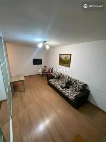 2-комнатная квартира, этаж 3 из 4, 42 м²