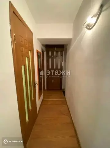 2-комнатная квартира, этаж 3 из 4, 42 м²