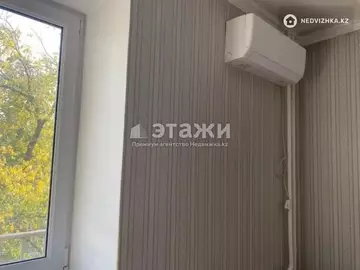 2-комнатная квартира, этаж 3 из 5, 45 м²