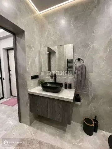 1-комнатная квартира, этаж 4 из 10, 35 м²