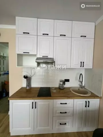 1-комнатная квартира, этаж 4 из 10, 33 м²