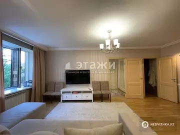 2-комнатная квартира, этаж 3 из 9, 51 м²