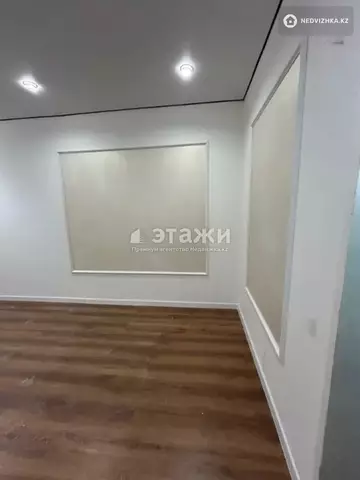 1-комнатная квартира, этаж 3 из 10, 32 м²
