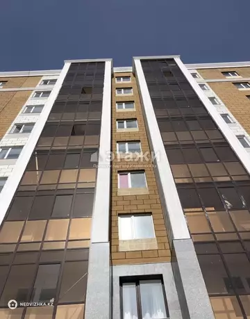 3-комнатная квартира, этаж 10 из 10, 68 м²
