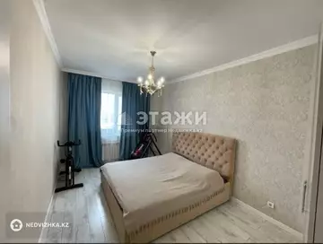 3-комнатная квартира, этаж 9 из 10, 82 м²