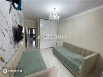 3-комнатная квартира, этаж 9 из 10, 82 м²