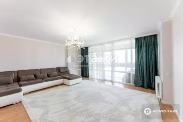 2-комнатная квартира, этаж 5 из 9, 89 м²