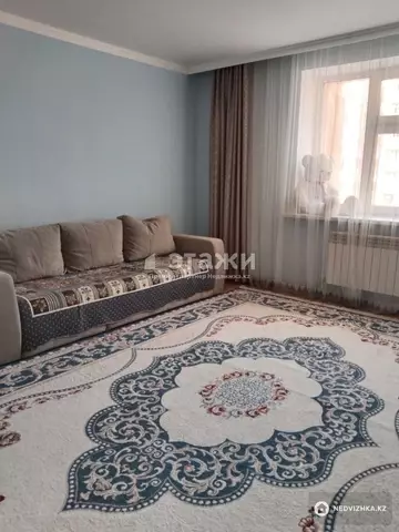 2-комнатная квартира, этаж 4 из 10, 69 м²