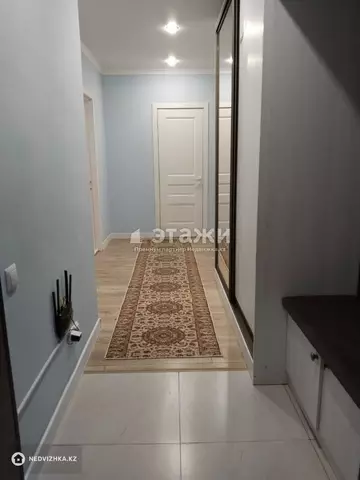 2-комнатная квартира, этаж 4 из 10, 69 м²