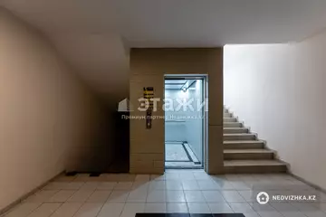 2-комнатная квартира, этаж 3 из 10, 60 м²