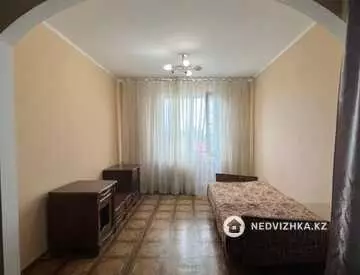 3-комнатная квартира, этаж 5 из 5, 60 м²