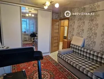 4-комнатная квартира, этаж 3 из 5, 82 м²