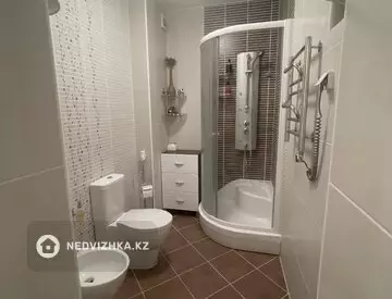 4-комнатная квартира, этаж 3 из 3, 85 м²