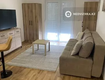 1-комнатная квартира, этаж 2 из 6, 32 м²