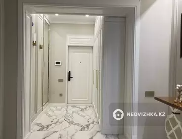 3-комнатная квартира, этаж 6 из 10, 112 м²