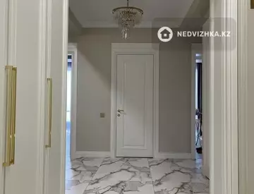3-комнатная квартира, этаж 6 из 10, 112 м²