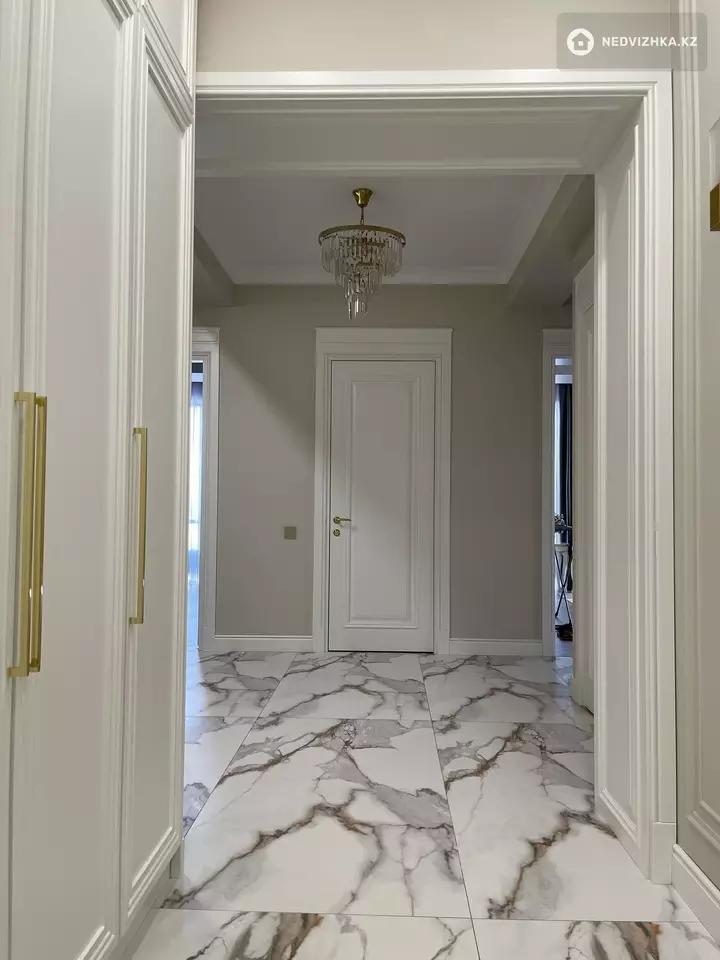 112 м², 3-комнатная квартира, этаж 6 из 10, 112 м², изображение - 1