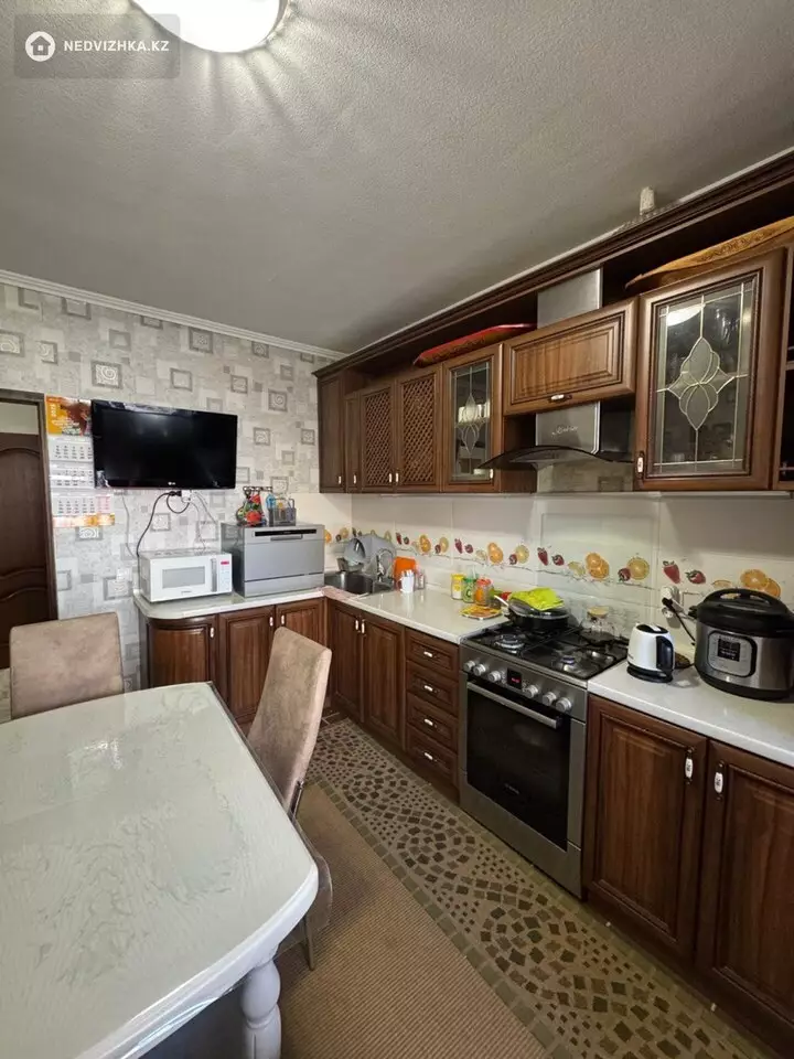 123 м², 4-комнатная квартира, этаж 1 из 6, 123 м², изображение - 1