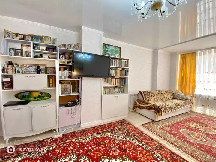 107.6 м², 3-комнатная квартира, этаж 2 из 9, 108 м², изображение - 1