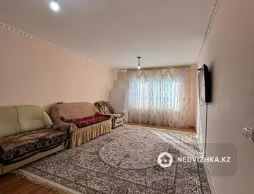 2-комнатная квартира, этаж 9 из 25, 72 м²