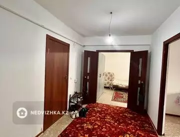 1-комнатная квартира, этаж 3 из 9, 50 м²