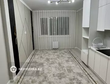 2-комнатная квартира, этаж 6 из 16, 77 м², на длительный срок