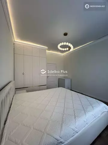 2-комнатная квартира, этаж 2 из 12, 60 м²