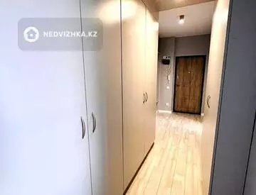 1-комнатная квартира, этаж 5 из 5, 40 м², на длительный срок