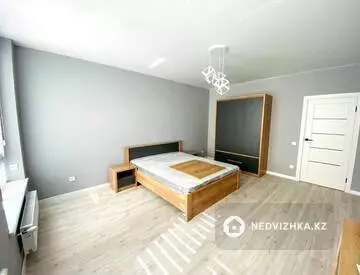 1-комнатная квартира, этаж 5 из 5, 40 м², на длительный срок