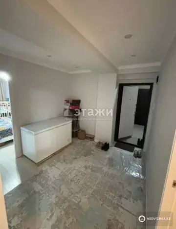 3-комнатная квартира, этаж 3 из 5, 76 м²