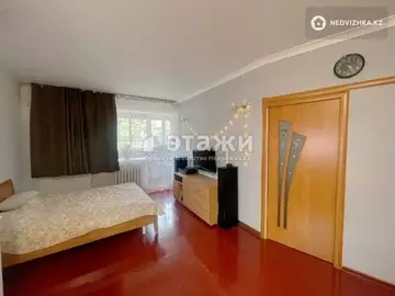 2-комнатная квартира, этаж 4 из 5, 43 м²