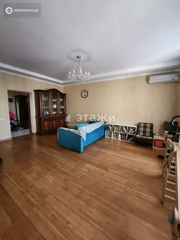 3-комнатная квартира, этаж 14 из 20, 120 м²