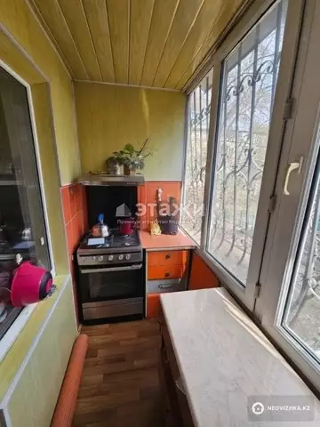 2-комнатная квартира, этаж 2 из 5, 51 м²