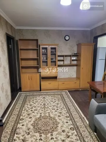 2-комнатная квартира, этаж 4 из 5, 50 м²