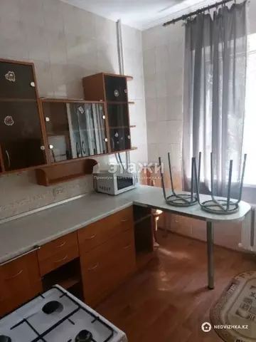 1-комнатная квартира, этаж 2 из 9, 43 м²