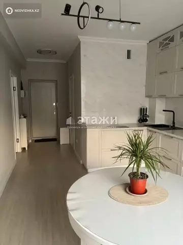 1-комнатная квартира, этаж 8 из 9, 40 м²